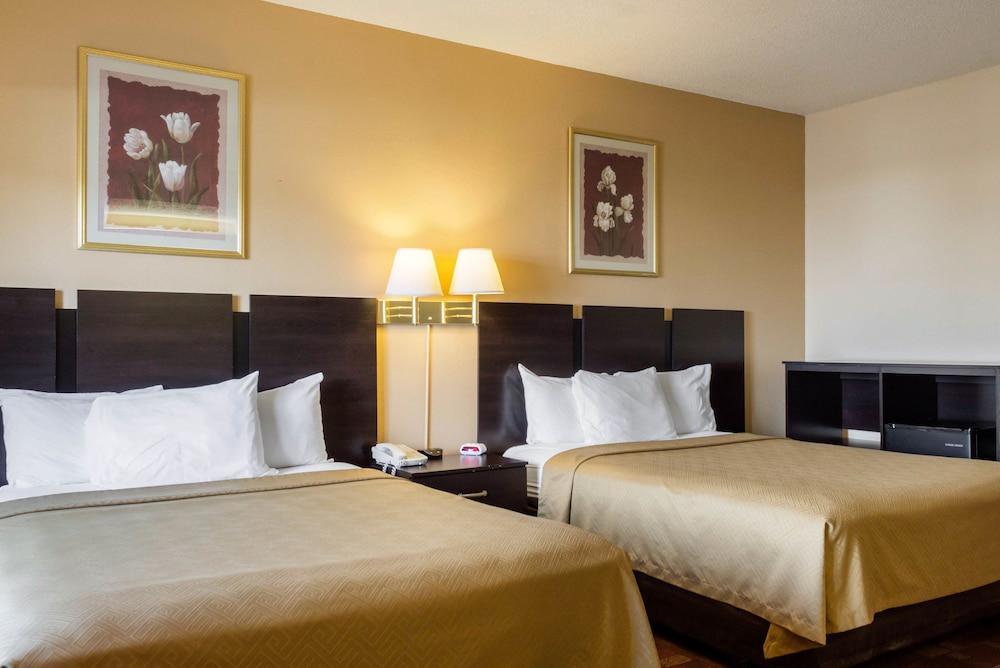 Econo Lodge Luverne I-90 Esterno foto