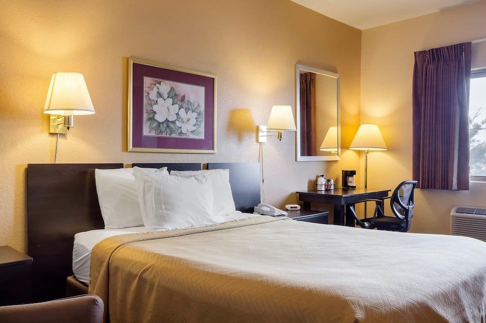 Econo Lodge Luverne I-90 Esterno foto