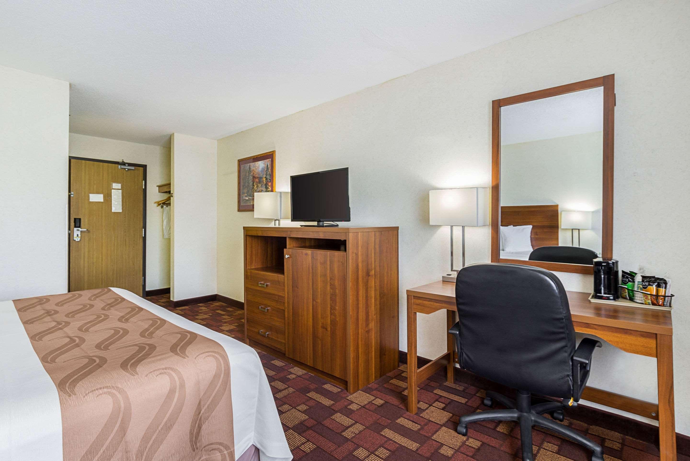 Econo Lodge Luverne I-90 Esterno foto